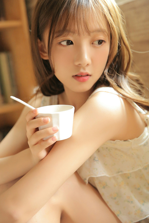 开云体育官方网入口-“德甲新兴队亮眼表现，冲击欧冠资格”，德乙新星