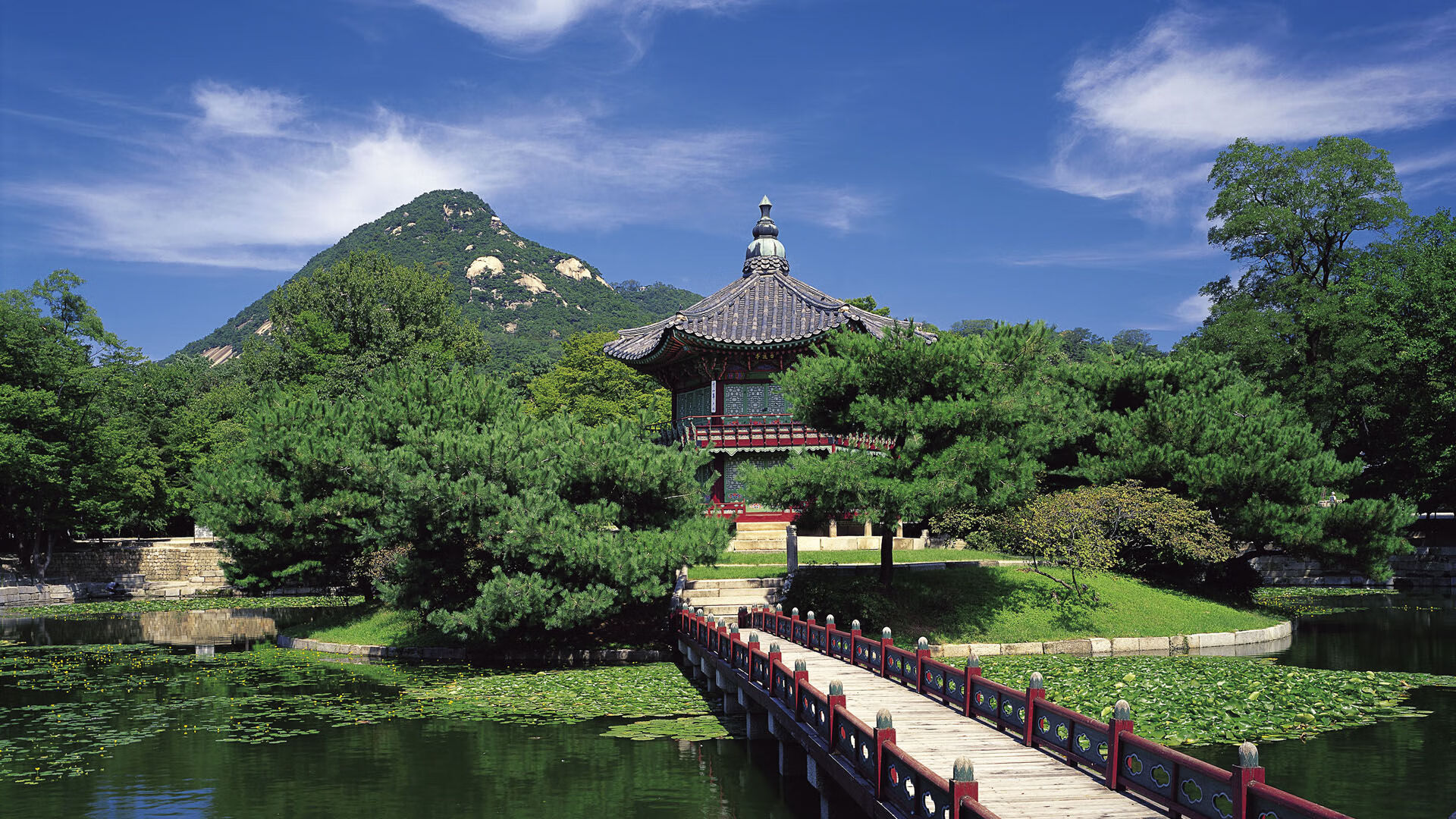 开云体育网页版入口-球员个人品牌建设加强，商业代言成收入新来源，每个球星代言的品牌